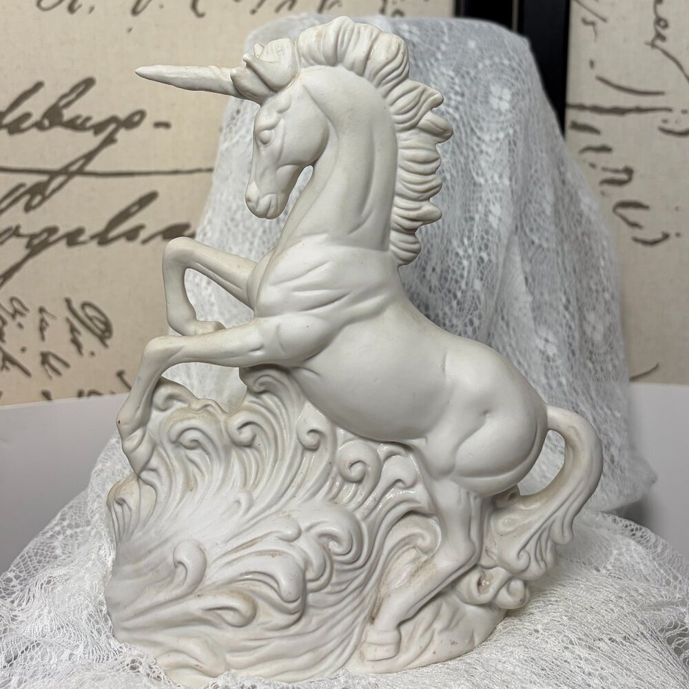 Vintage 1980s Aldon Fine Porcelain Unicorn Music Box - WORKS! Dreamy Ethereal